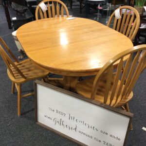 Oval Table with Leaf & 4 Chairs