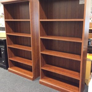 Bookshelf with 5 Shelves