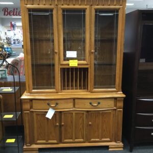 2 PC China Hutch
