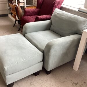 Chair with Ottoman