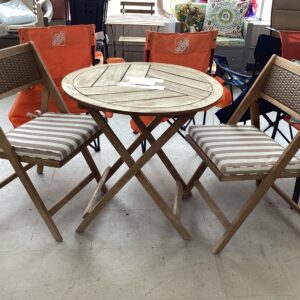 Patio Table with 2 Chairs