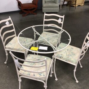 Patio Table with 4 Chairs