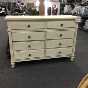 8 Drawer Dresser