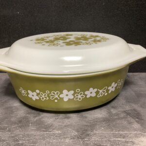 Pyrex Bowl with Lid