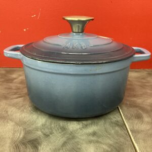 Cast Iron Pot with Lid