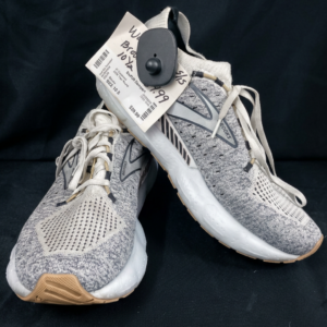 Brooks Sneakers