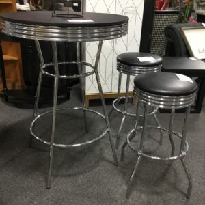 Round Table with 2 Stools