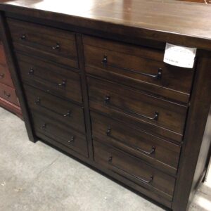 8 Drawer Dresser