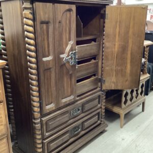 Armoire