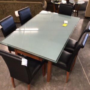Table with 6 Chairs