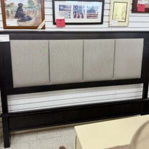 King Daniel's Amish Collection Bed Frame