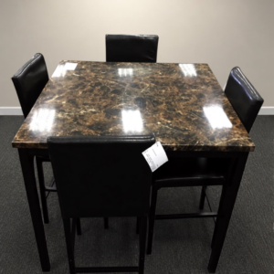 Table with 4 Chairs